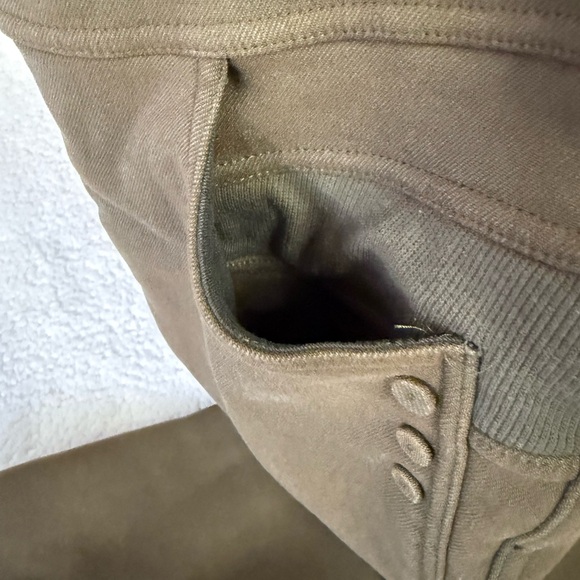 Two toned green fleece lined pants - Picture 12 of 13